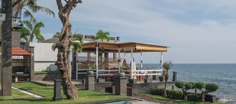 Blue Marlin 6-BR Villa Singaraja Bali