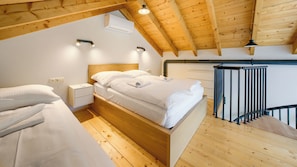 Casa (B) | Tabla de planchar con plancha y wifi gratis