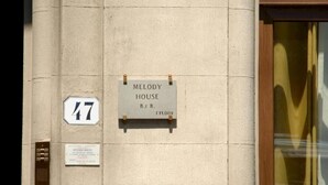 A building with a sign indicating "Melody House B.B. 1st Floor" and a smaller sign for "Studio Ricci". - BB Melody House (Florence)