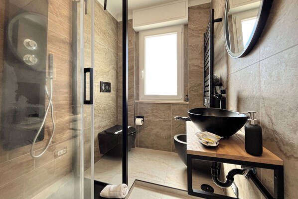 Penthouse, Sea View | Bathroom - Tiny Loft Skydeck (Civitavecchia)