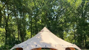 Exterior - Relaxation tent (Callen)
