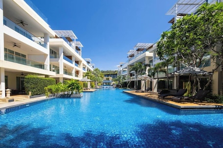 Property grounds. VIP Dream Suite Residence Krabi
