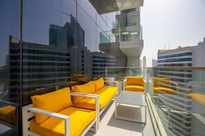 House - Sky-high Panoramic Apt w Iconic Burj Khalifa Vws (Dubai)