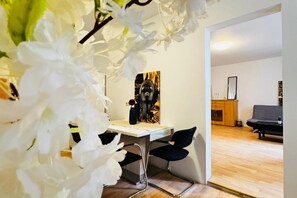 تناول الطعام