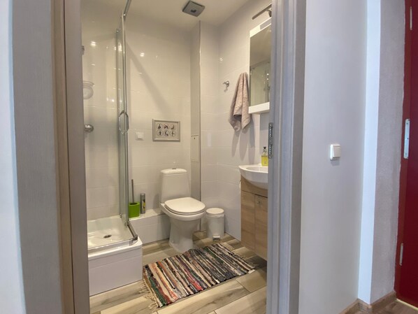 Free toiletries, hair dryer, slippers, towels