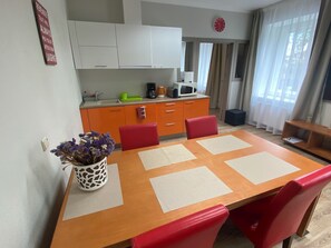 用餐