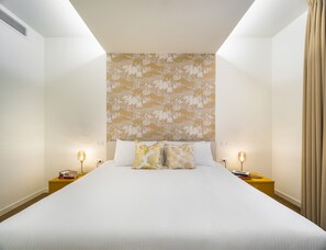 1 chambre, bureau, fer et planche à repasser, accès au Wi-Fi (inclus)