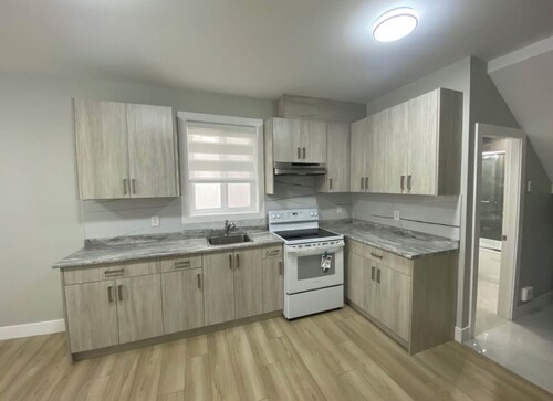 Spacious 2BR | 2 Full Bath | Modern Comfort in Prime Location