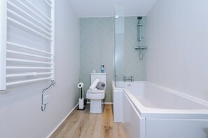 Apartment | Bathroom - Fusion 8 (Salford)