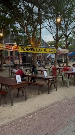 Restaurant. PerhentianMj FishermanVillage