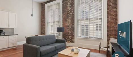 Televisión y oficina