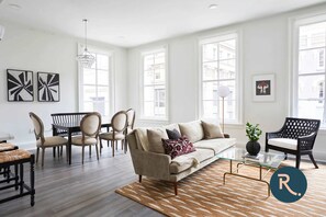 TV - Roami at St. Charles | 2 Bedroom (New Orleans)