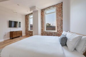 3 chambres, fer et planche à repasser, lit parapluie, Wi-Fi