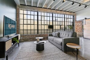 TV, offices