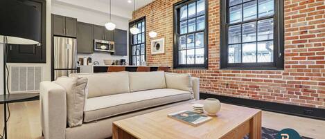 Télévision, espaces bureaux