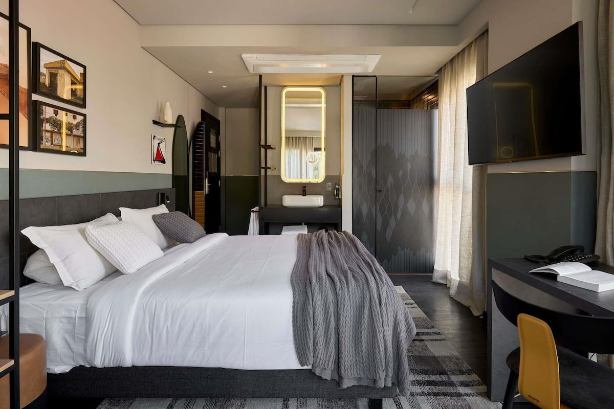 Room, 1 Double Bed (TRIBE ESSENTIAL)