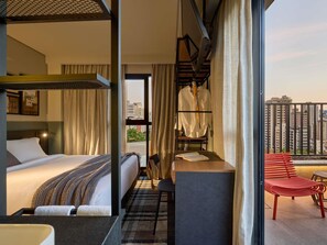 Ropa de cama de alta calidad y minibar 