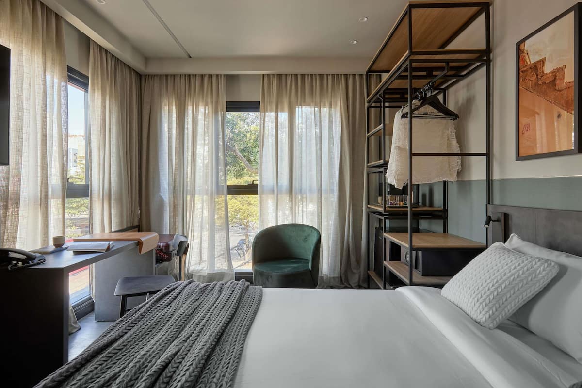 Room, 1 Double Bed (TRIBE ESSENTIAL)