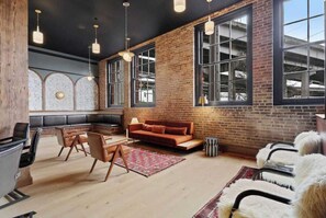 Interior - Roami at Brassline Group Friendly 4BR (New Orleans)