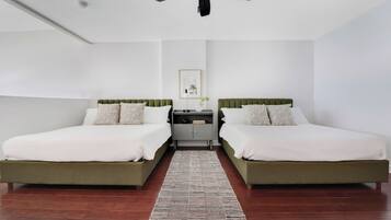 2 slaapkamers, een strijkplank/strijkijzer, wifi, beddengoed