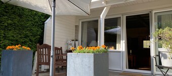 5 Pers - Modern Holiday Home With Garden, Close the Lauwersmeer