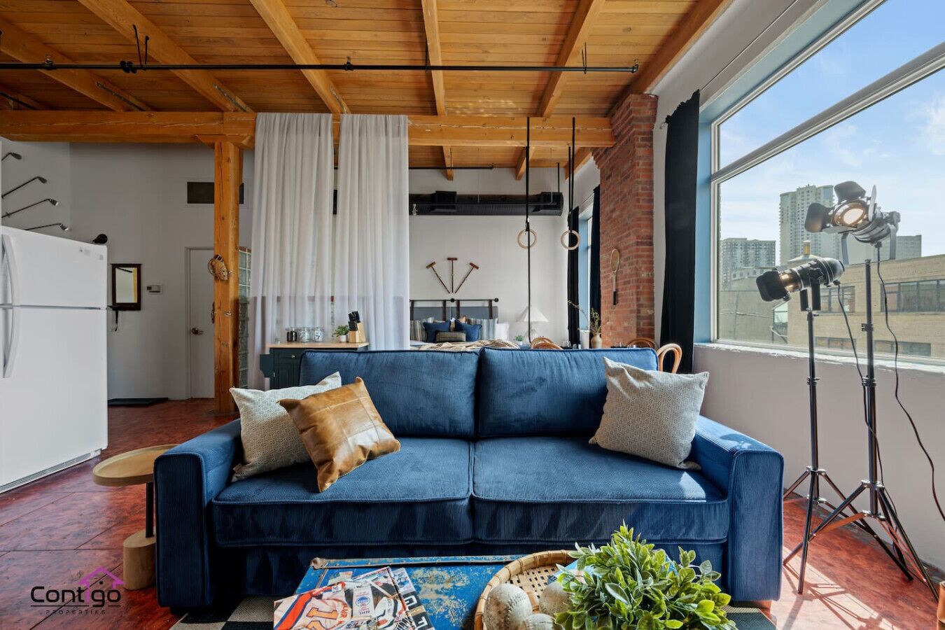 Smart TV, fireplace, books, offices