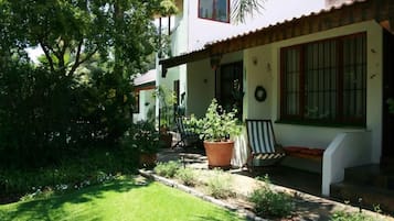 Bagian depan properti