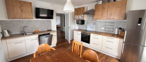 Microwave, oven, stovetop, dishwasher
