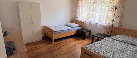 3 bedrooms, WiFi, bed sheets