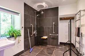 Shower, towels