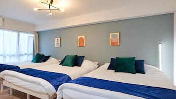 2 bedrooms, iron/ironing board, Internet