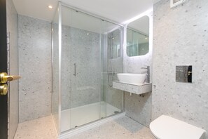 Dusche, Haartrockner