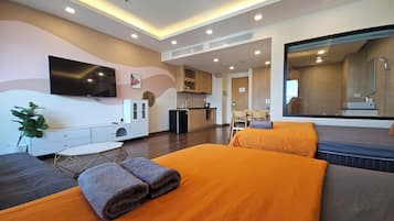 Standard-studiolejlighed - balkon - strandudsigt | Individuel indretning, mørklægningsgardiner, strygejern/strygebræt