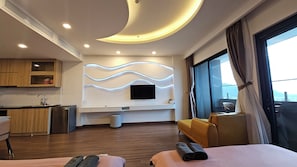 Standard Studio, Balcony, Beach View | Individually furnished, blackout curtains, soundproofing - FLC Sea Tower Quy Nhon (Quy Nhon)