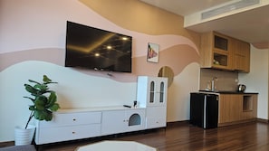 Blackout drapes, iron/ironing board, free WiFi
