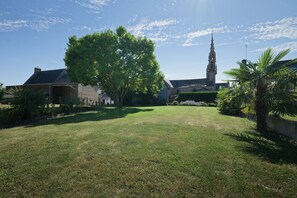 Property grounds - Rental for 2 people, 7 km from Louvigné-du-Désert (35420) (Monthault)