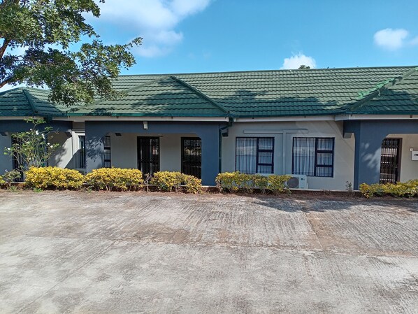 Fachada da propriedade