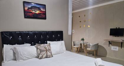 Enjoy Nature, Culture & Comfort in Spacious Standard, Suite & Family Rooms