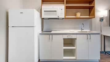 Refrigerador, microondas, parrilla de estufa y lavavajillas