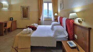 1 habitación, wifi y ropa de cama