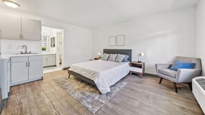 1 bedroom, desk, iron/ironing board, travel crib - Spectra Paradise 507 I Spacious Studio (Las Vegas)