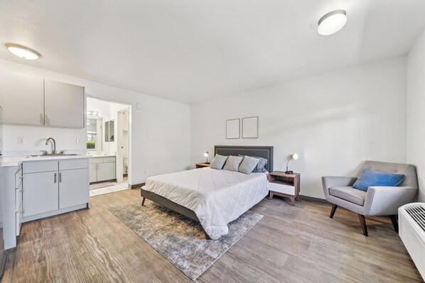 Desk, iron/ironing board, travel crib, free WiFi