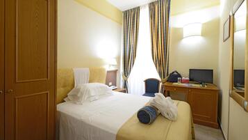 1 habitación, wifi y ropa de cama