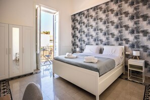 5 chambres, bureau, accès au Wi-Fi (inclus), literie fournie