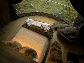1 bedroom, iron/ironing board, travel cot, free WiFi