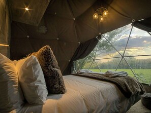 1 bedroom, iron/ironing board, travel cot, free WiFi