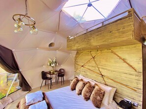 1 bedroom, travel crib, free WiFi, bed sheets
