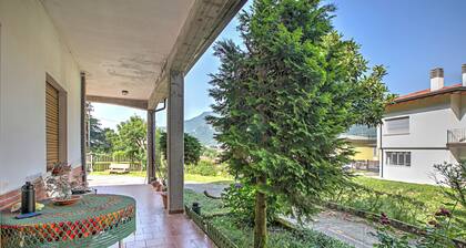 Diana & Mark Family House