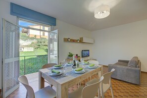 Familie appartement, meerdere slaapkamers (Mark Apartment) | Uitzicht op de bergen