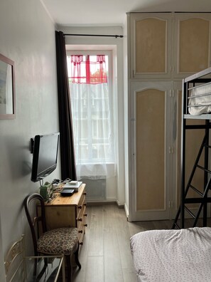 1 bedroom, iron/ironing board, travel crib, free WiFi